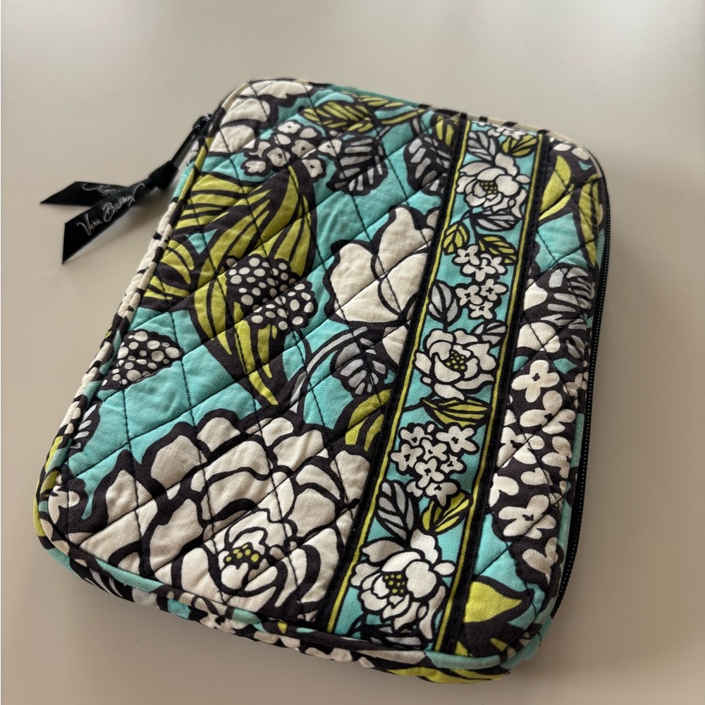 Vera Bradley Island Blooms Floral Quilted Zipper Pouch, 8 x 6 x 1